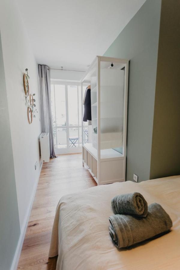 Traber Apartments Im Herzen Leipzigs Balkon Parkplatz Exteriör bild